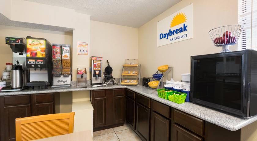 Days Inn Pensacola North Ferry Pass 外观 照片